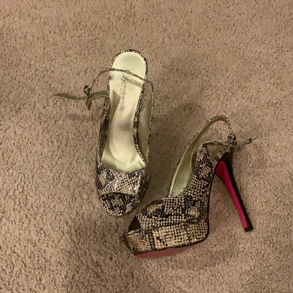 Woman’s 3 Pair of Heels Bundle - Picture 8 of 11